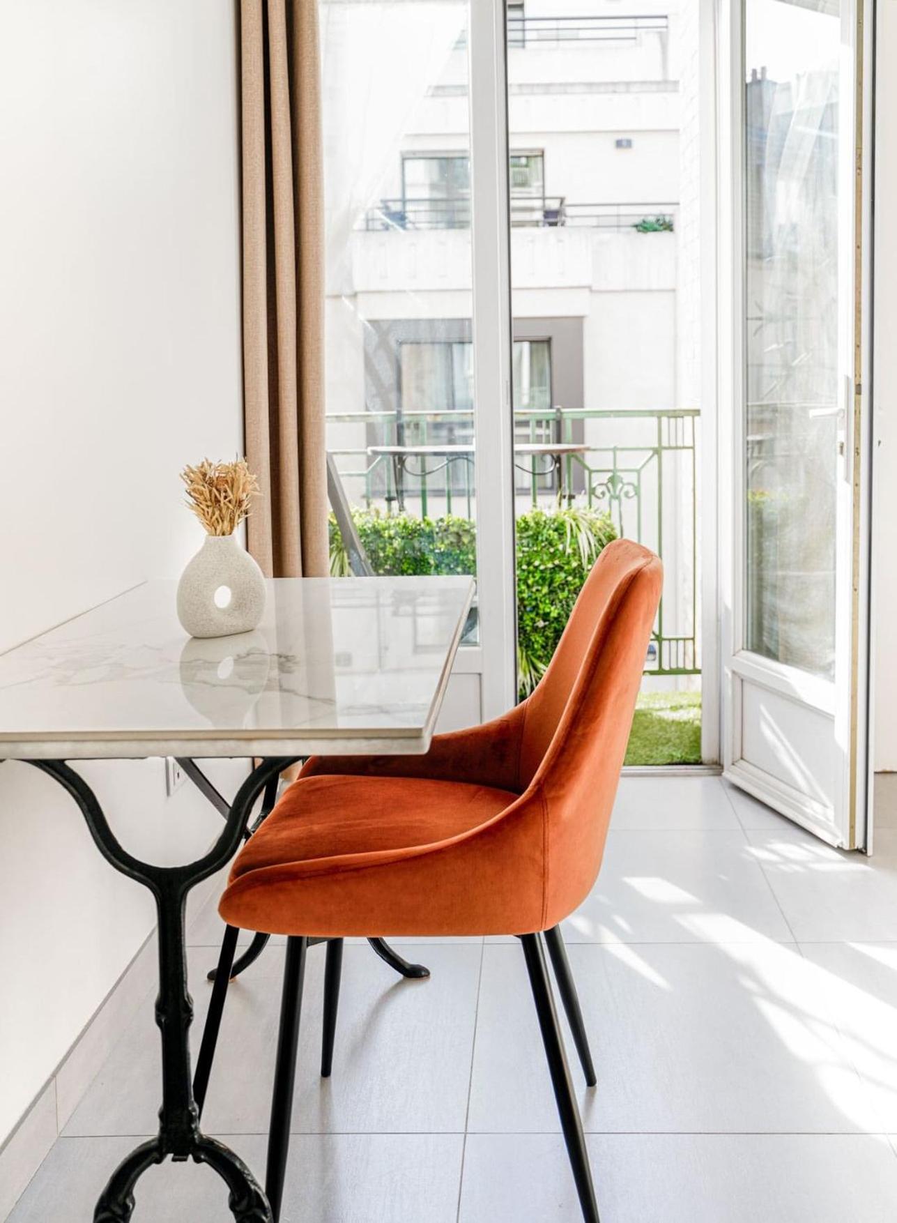 Appart Hotel Residence Courcelle Levallois-Perret Exteriör bild